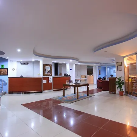 Adora Garden Lejlighedshotel Side